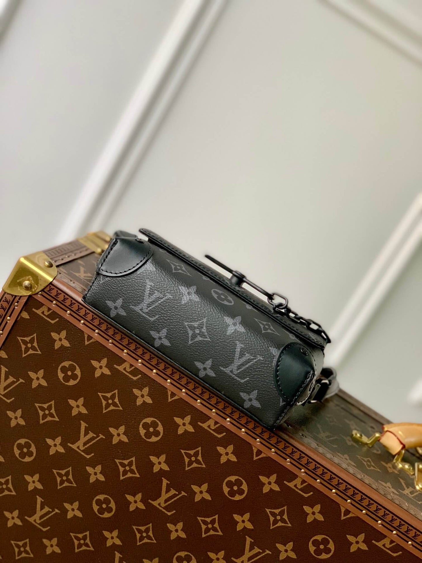 m81783 steamer messenger bag monogram 18cm black