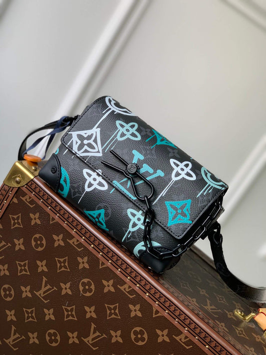 m81852 monogram taurillon steamer 18cm steamer shoulder bag cross body bags sac plat
