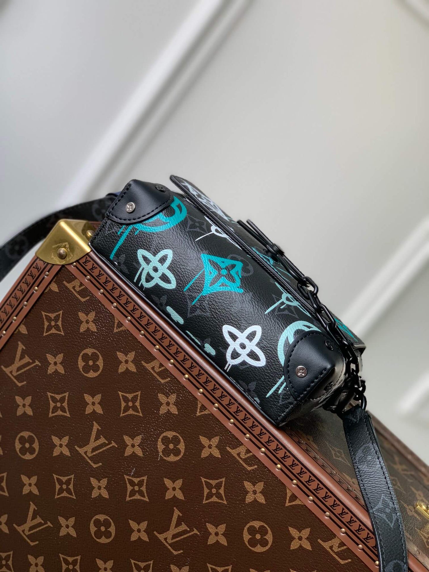 m81852 monogram taurillon steamer 18cm steamer shoulder bag cross body bags sac plat