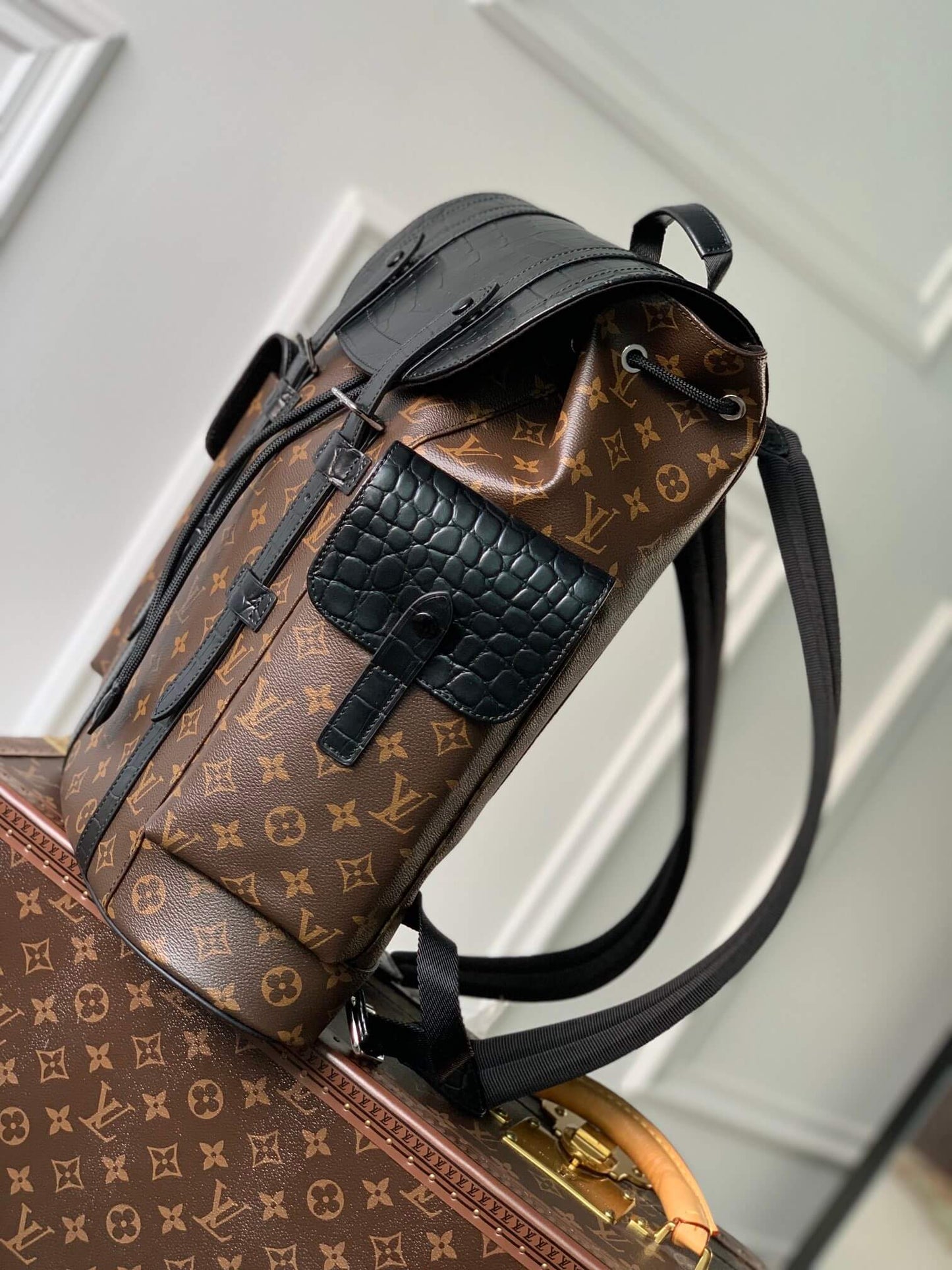 m93489 christopher pm monogram 41cm crocodile pattern montsouris backpack man bag mens bag