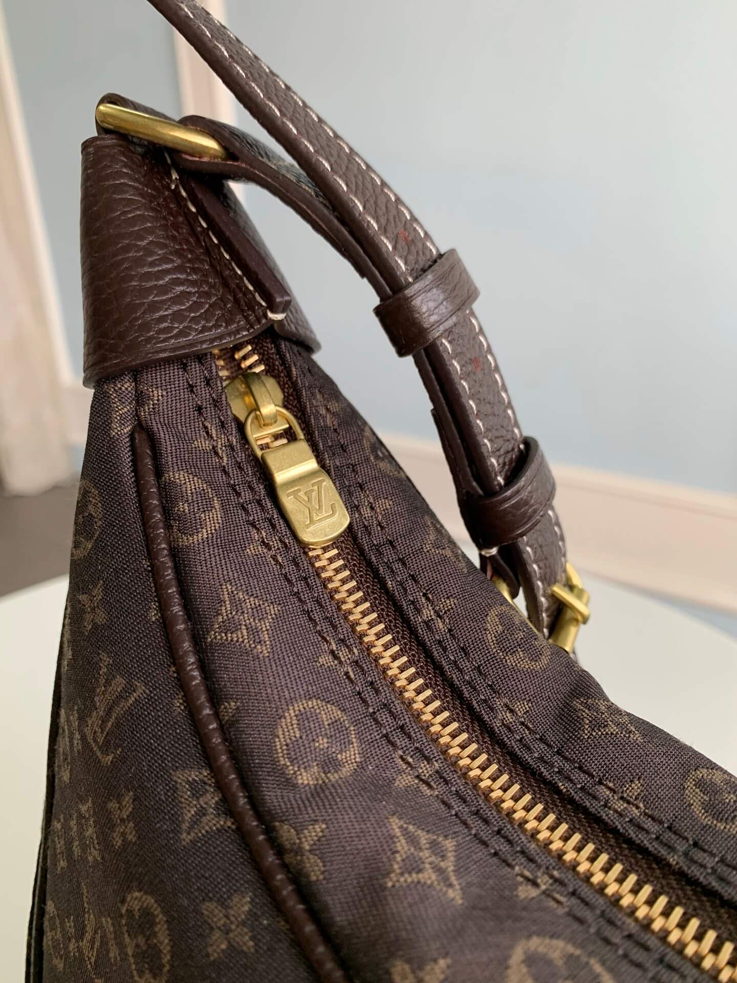 m95225 boulogne monogram unisex shoulder bag coffee 19cm