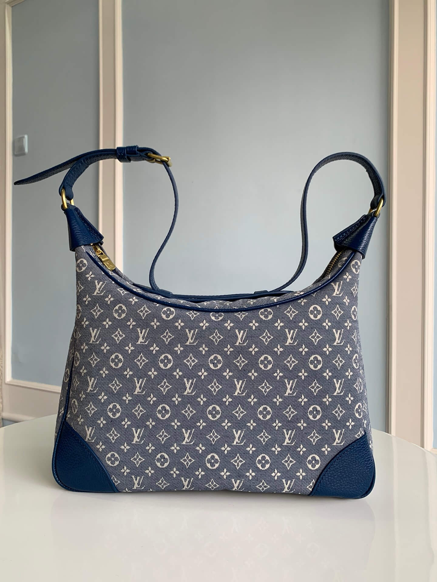 m95225 boulogne monogram unisex shoulder bag denim blue 19cm