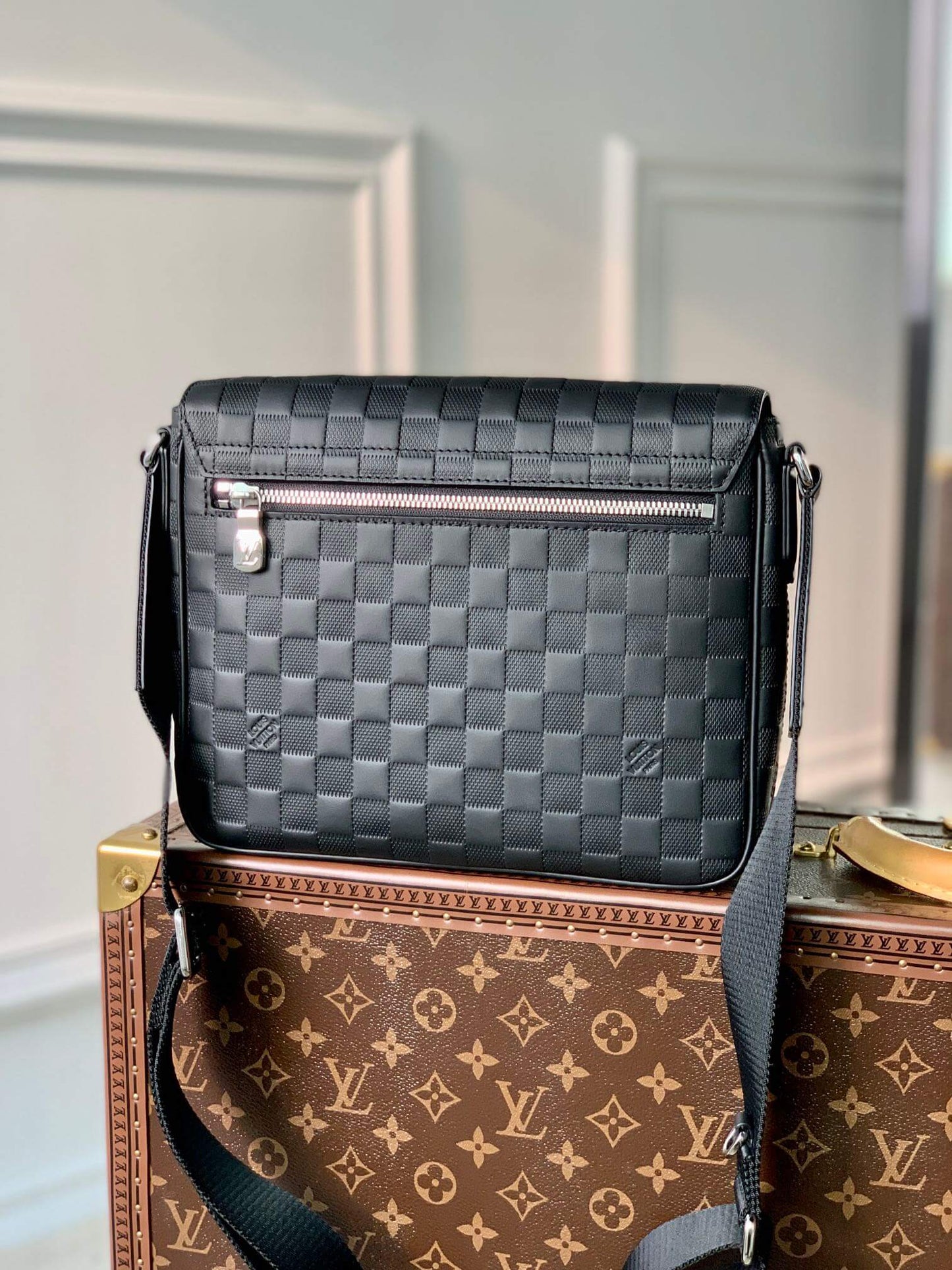 n42711 district pm taiga 26cm black man bag