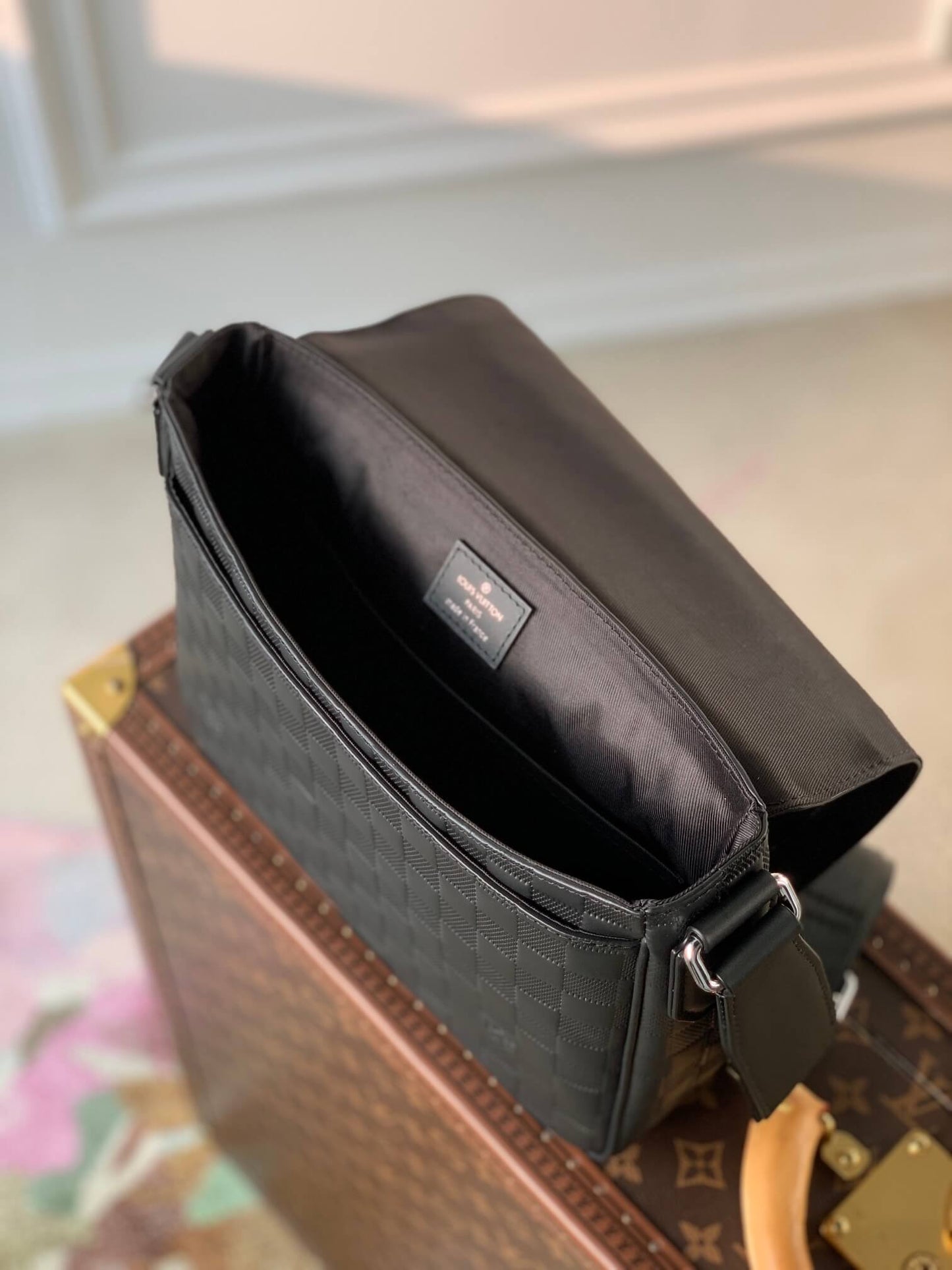 n42711 district pm taiga 26cm black man bag