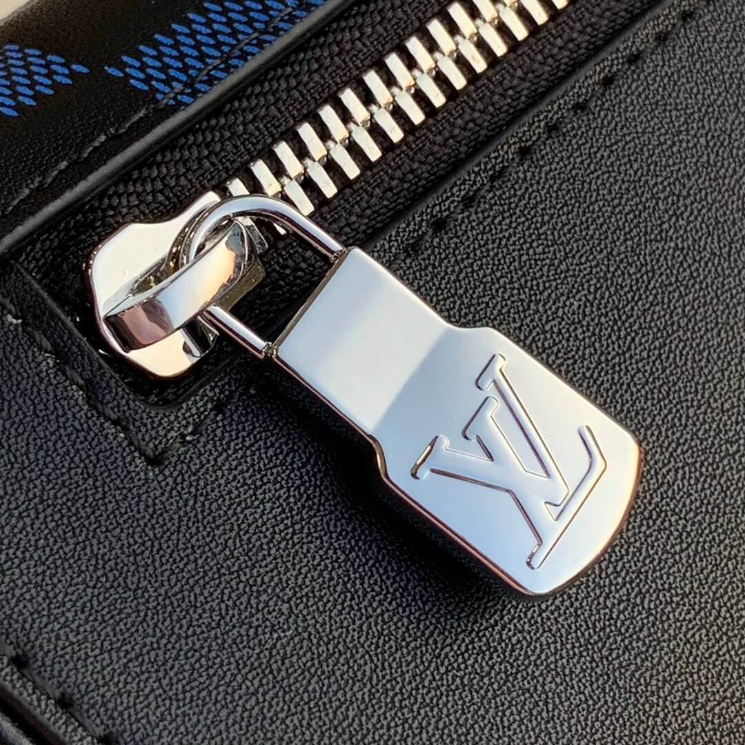 n50022 campus bumbag damier infini 3d 26cm blue