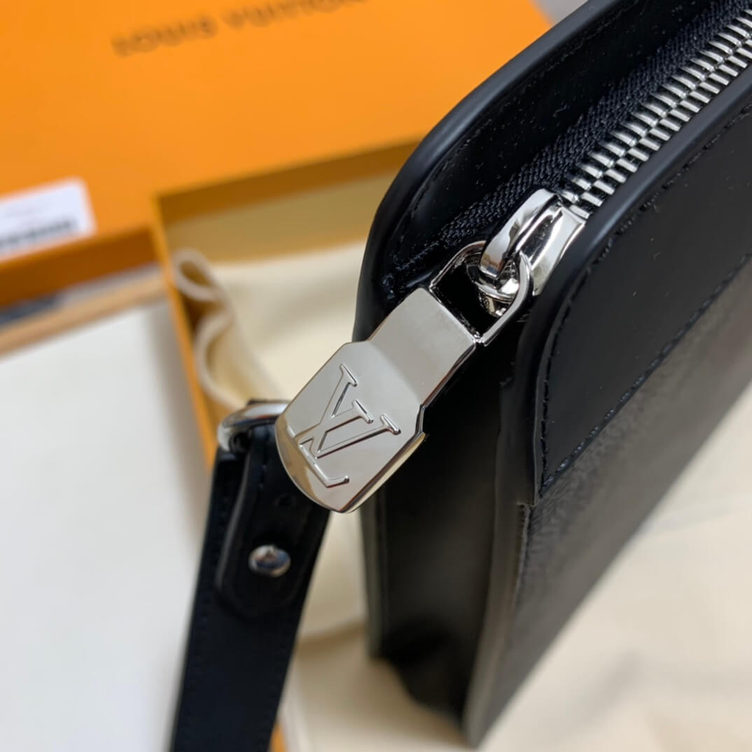 n64612 pochette voyage mens bag 27cm grey monogram