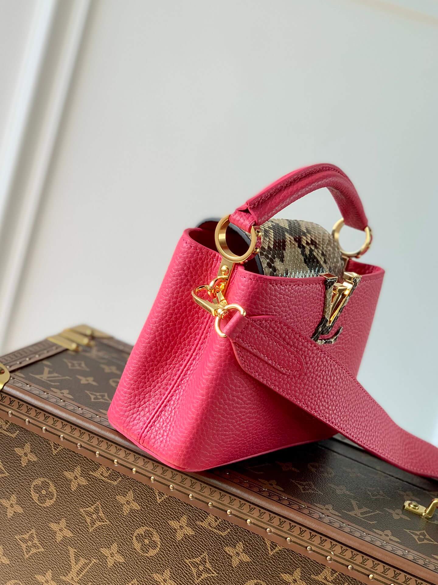 n81209 capucines bb taurillon 21cm rose red