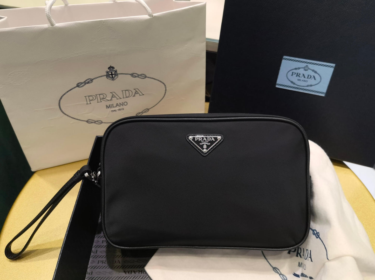 pra 2ne007 cloth handbag saffiano 18cm black free shipping