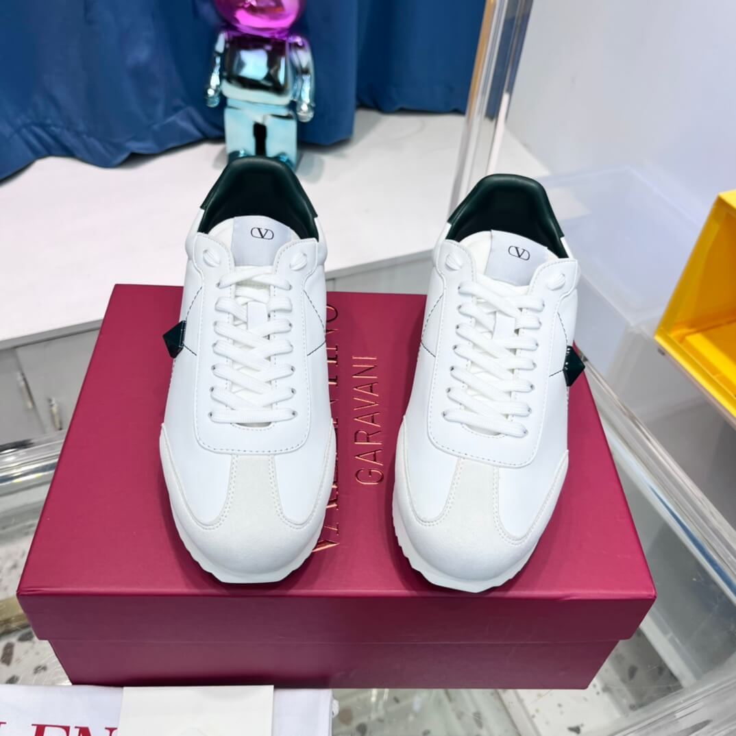 valentino garavani stud around size 35 46 white black