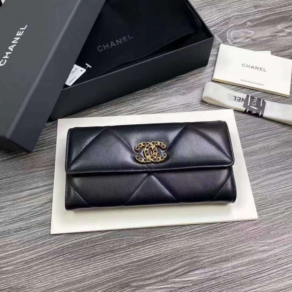 cha 22112801 black long chanel 19 wallet lambskin leather