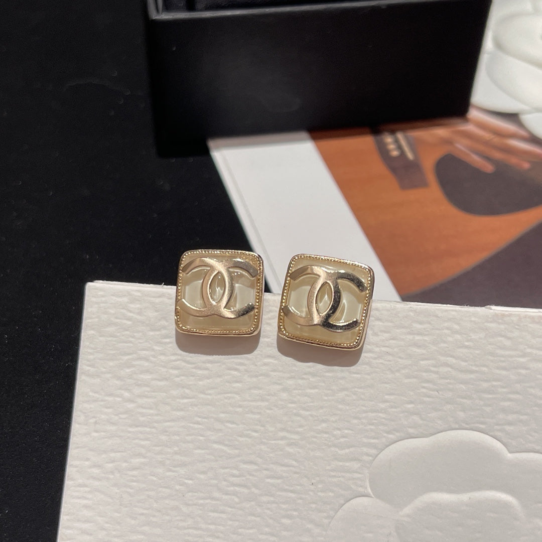 cha kf0614 2 square earrings free shipping