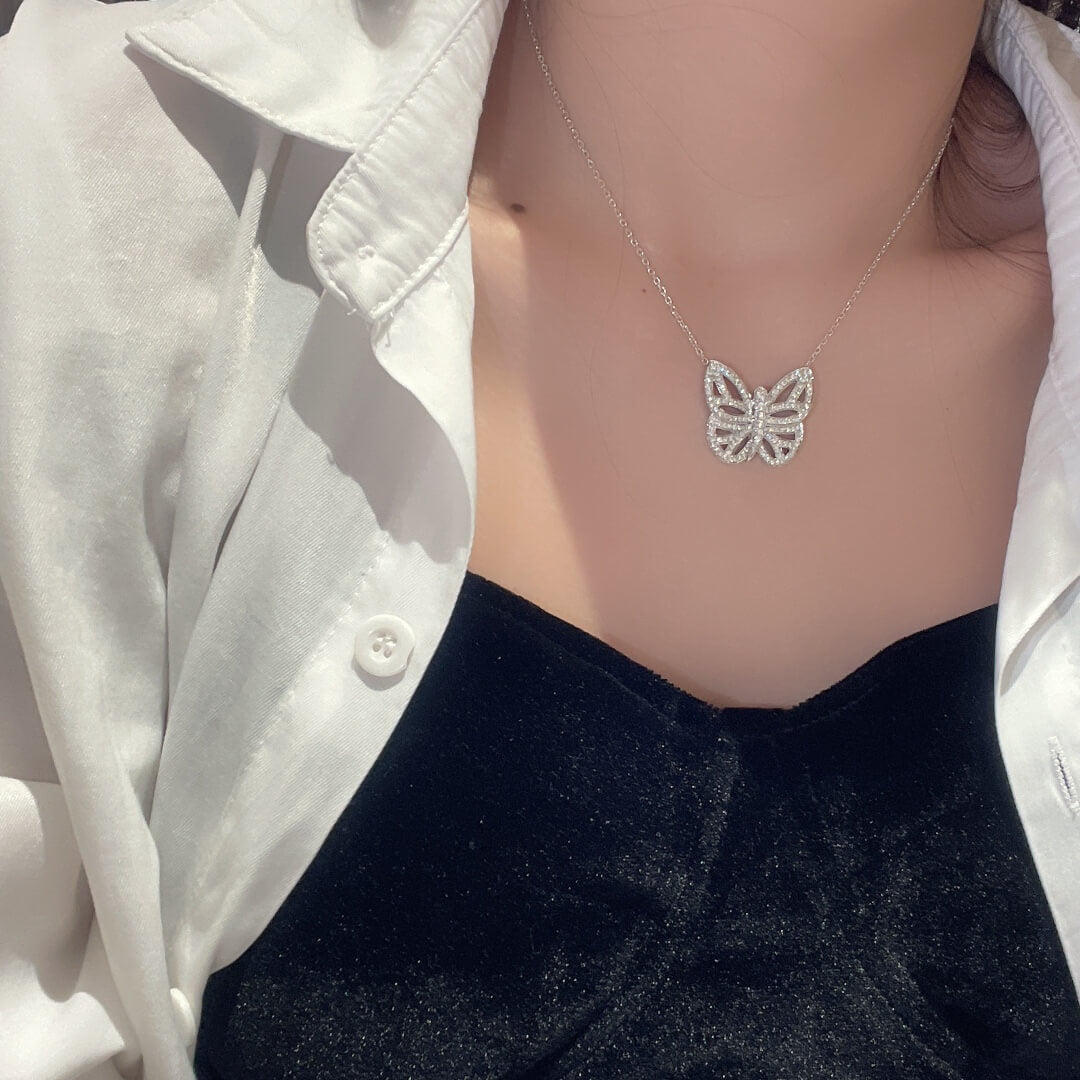 vca fd015 necklace butterfly series