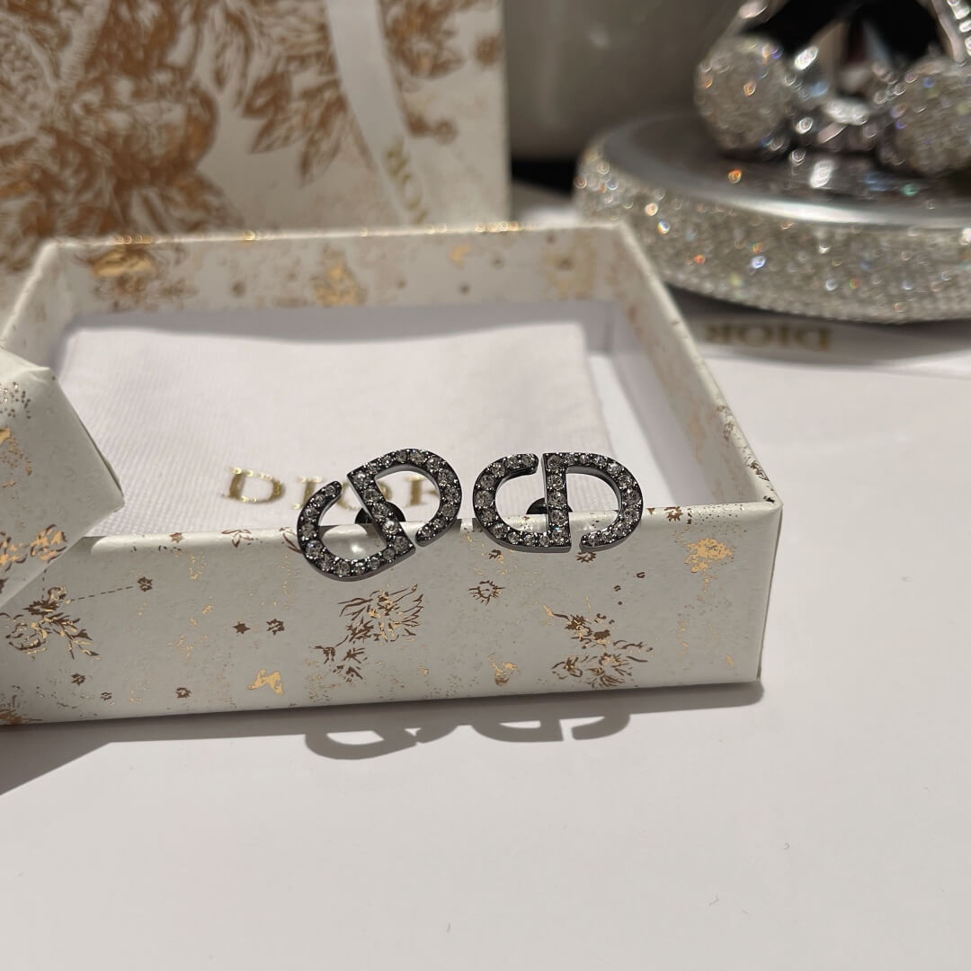 do hoe009 cd rhinestone luxury stud earrings