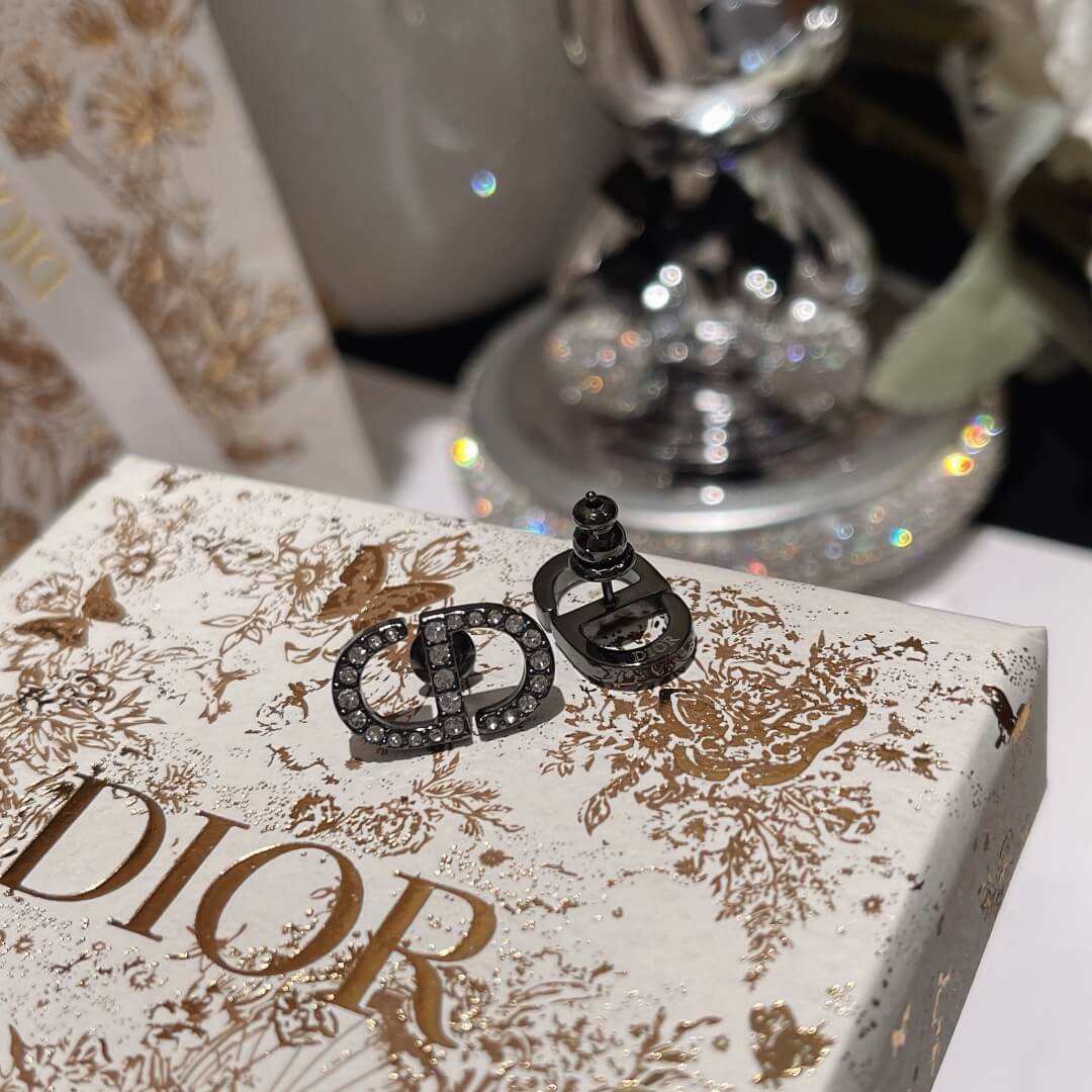 do hoe009 cd rhinestone luxury stud earrings