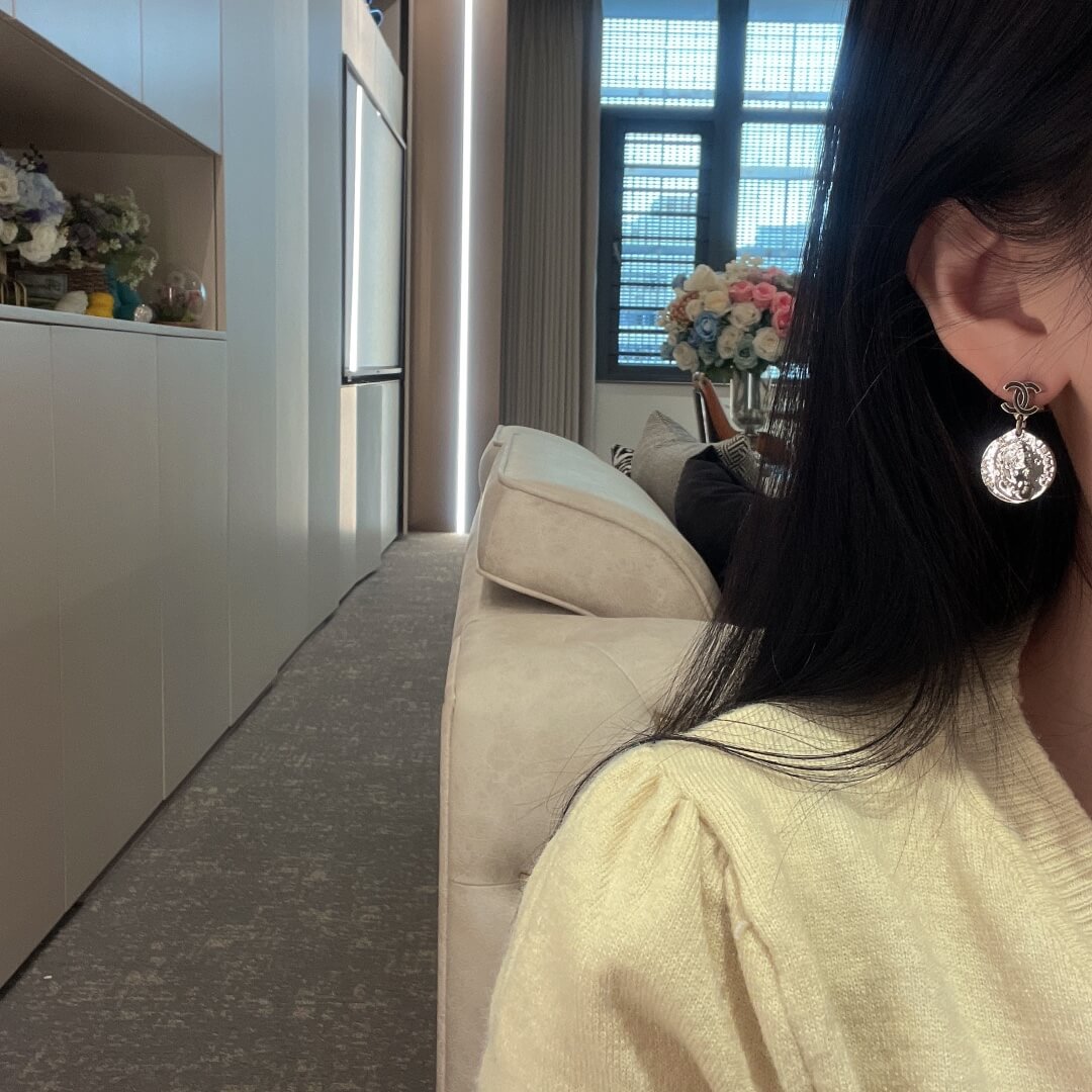 cha kf061602 iconic earrings free shipping