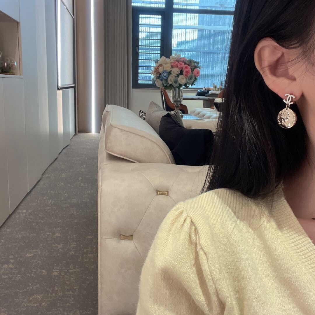 cha kf061602 iconic earrings free shipping