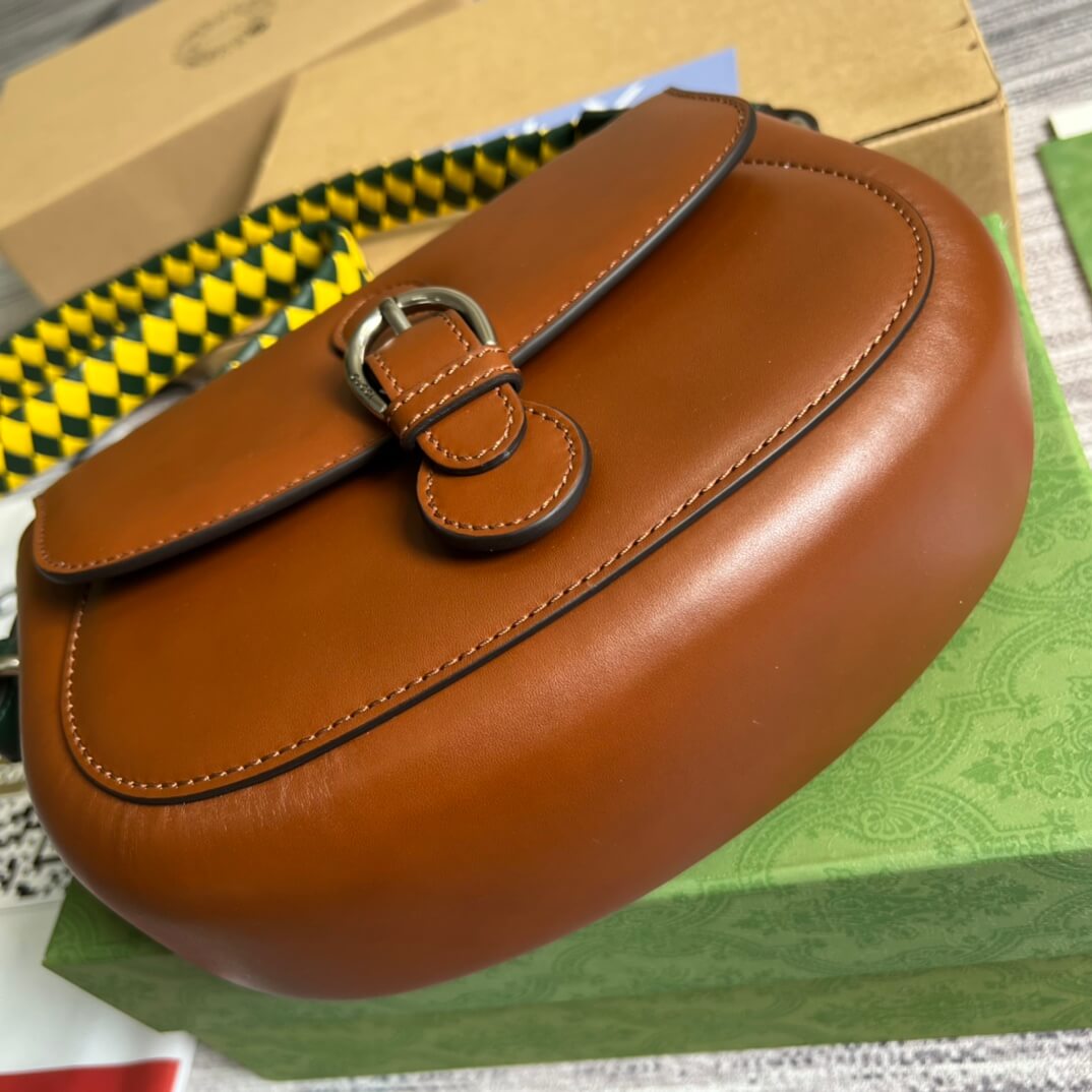 c 679540 shoulder bag brown