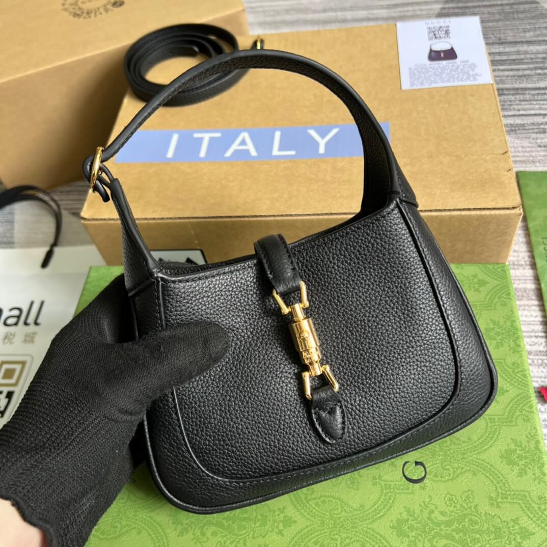 g c637091 handbag