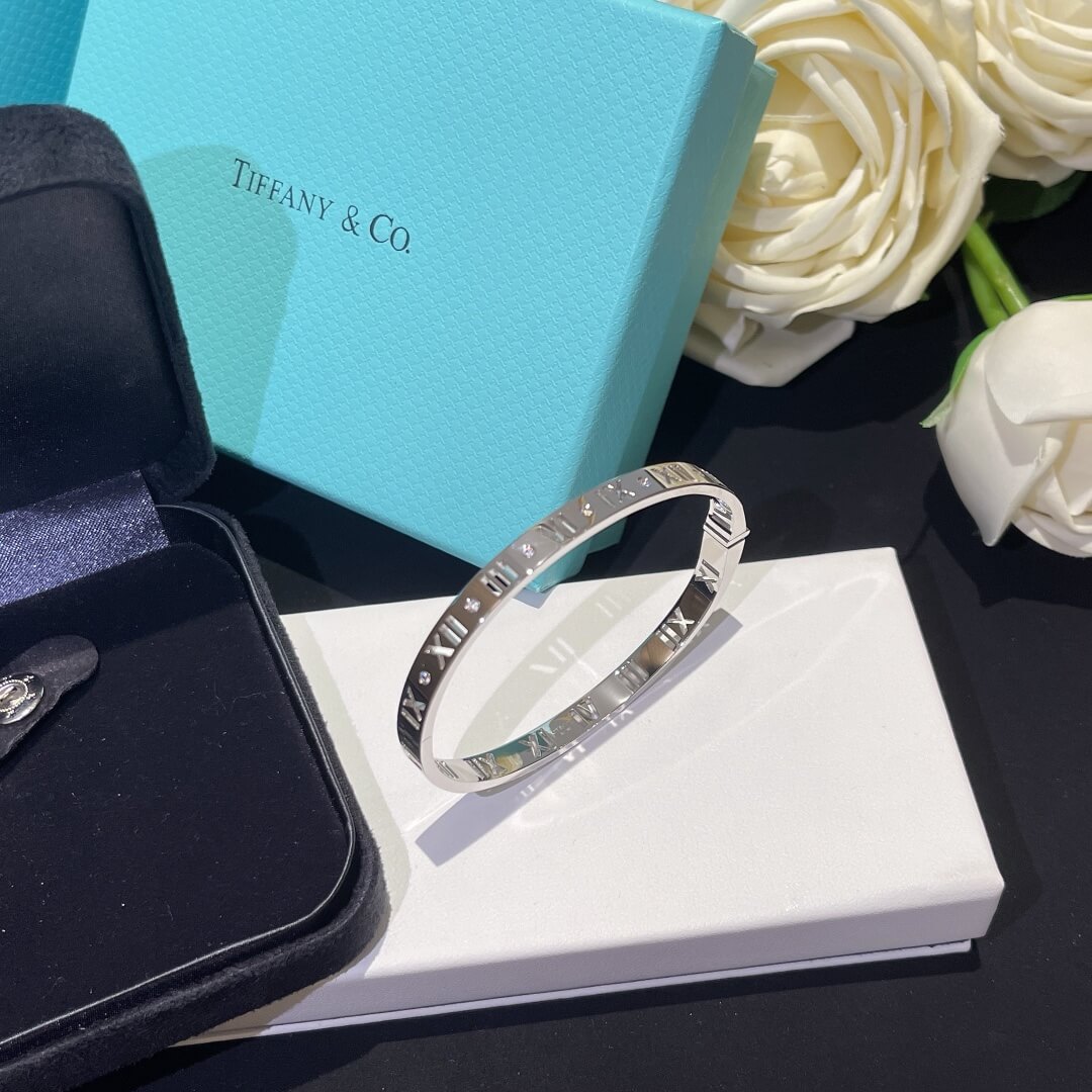 th043 bracelet free shipping