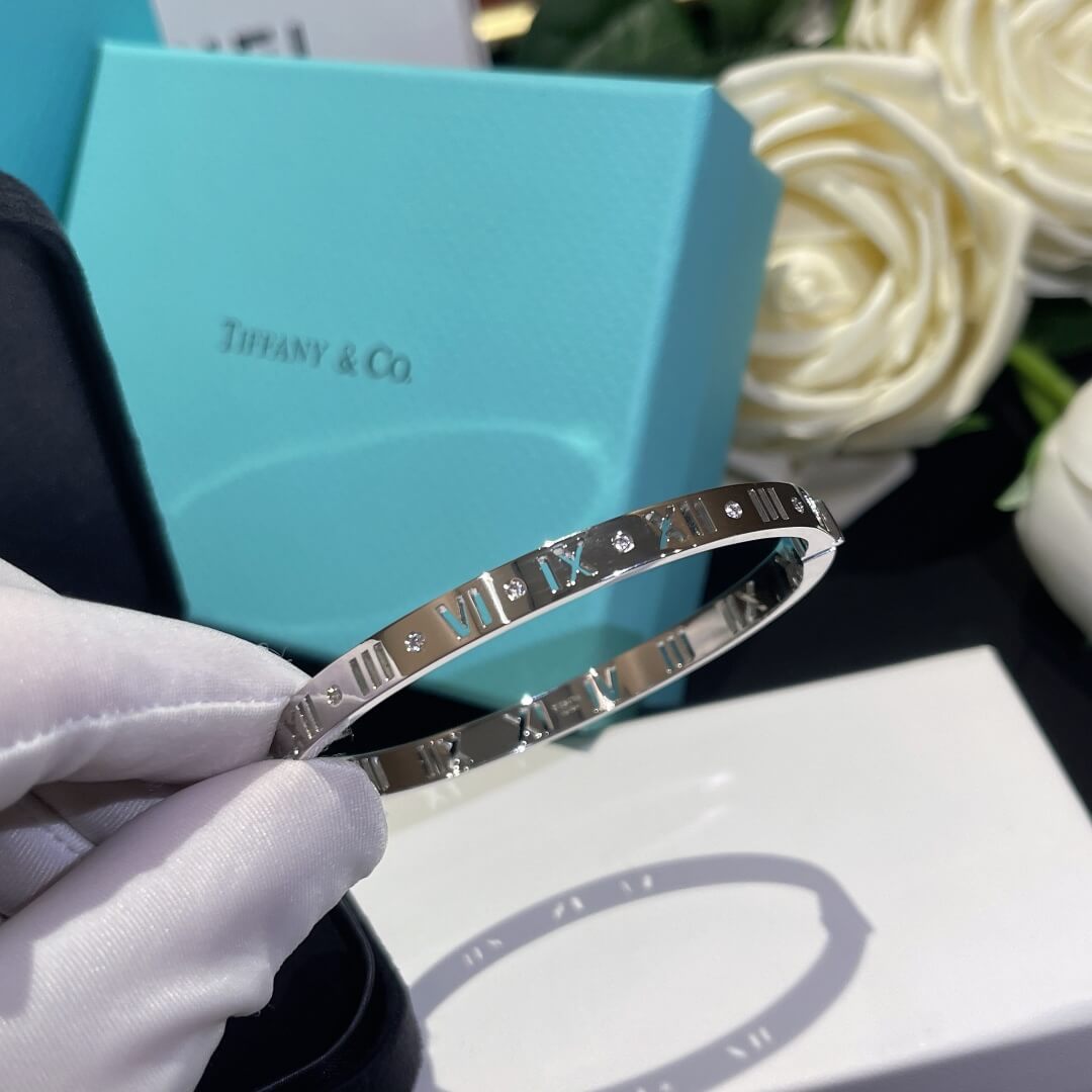 th043 bracelet free shipping