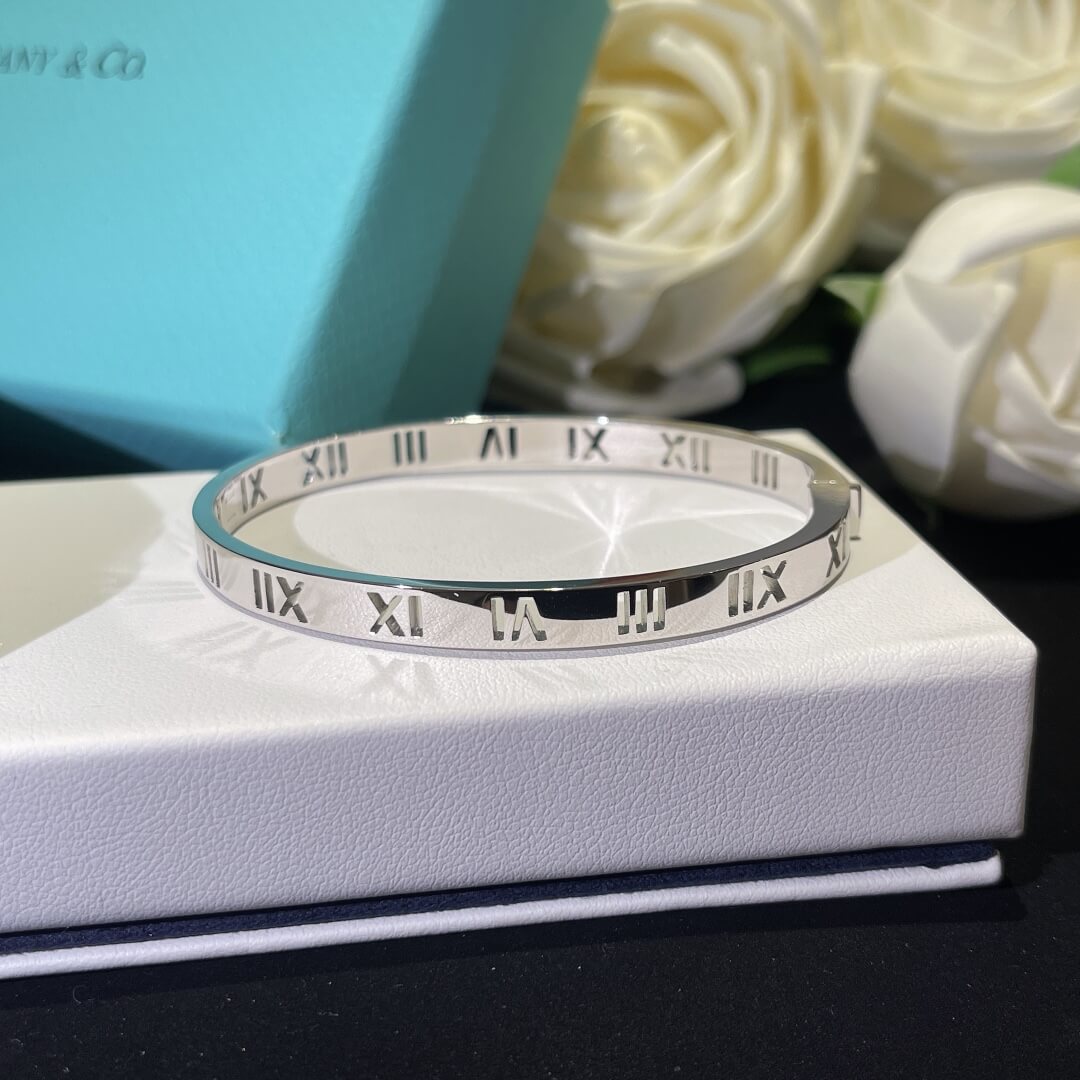 th043 bracelet free shipping