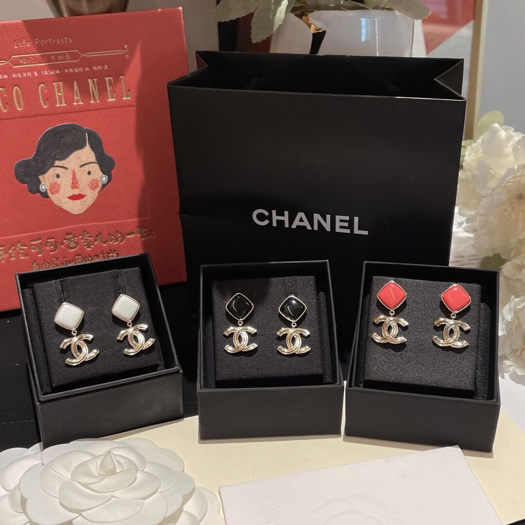 c h a hce082 resin rhinestone stud earrings free shipping µĸ±±¾