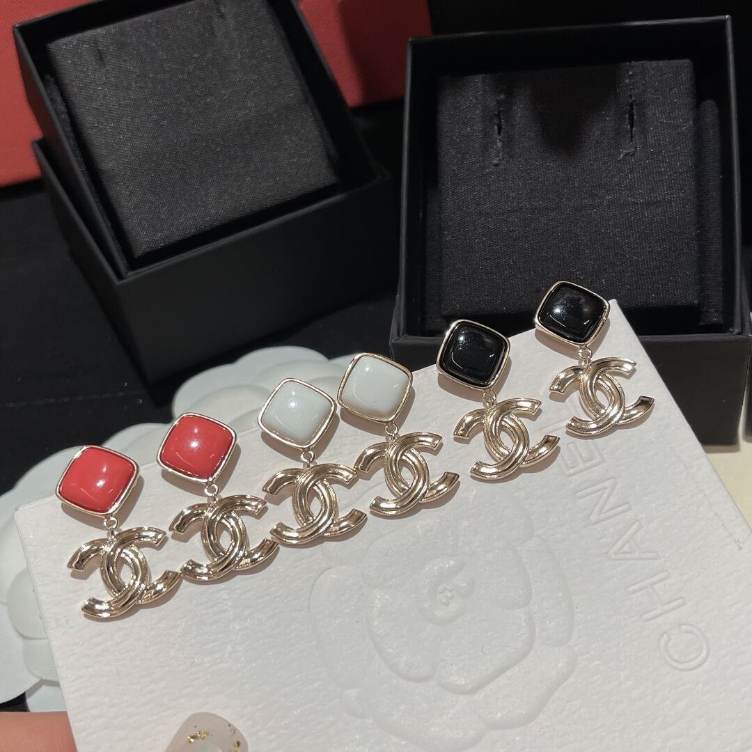 c h a hce082 resin rhinestone stud earrings free shipping µĸ±±¾