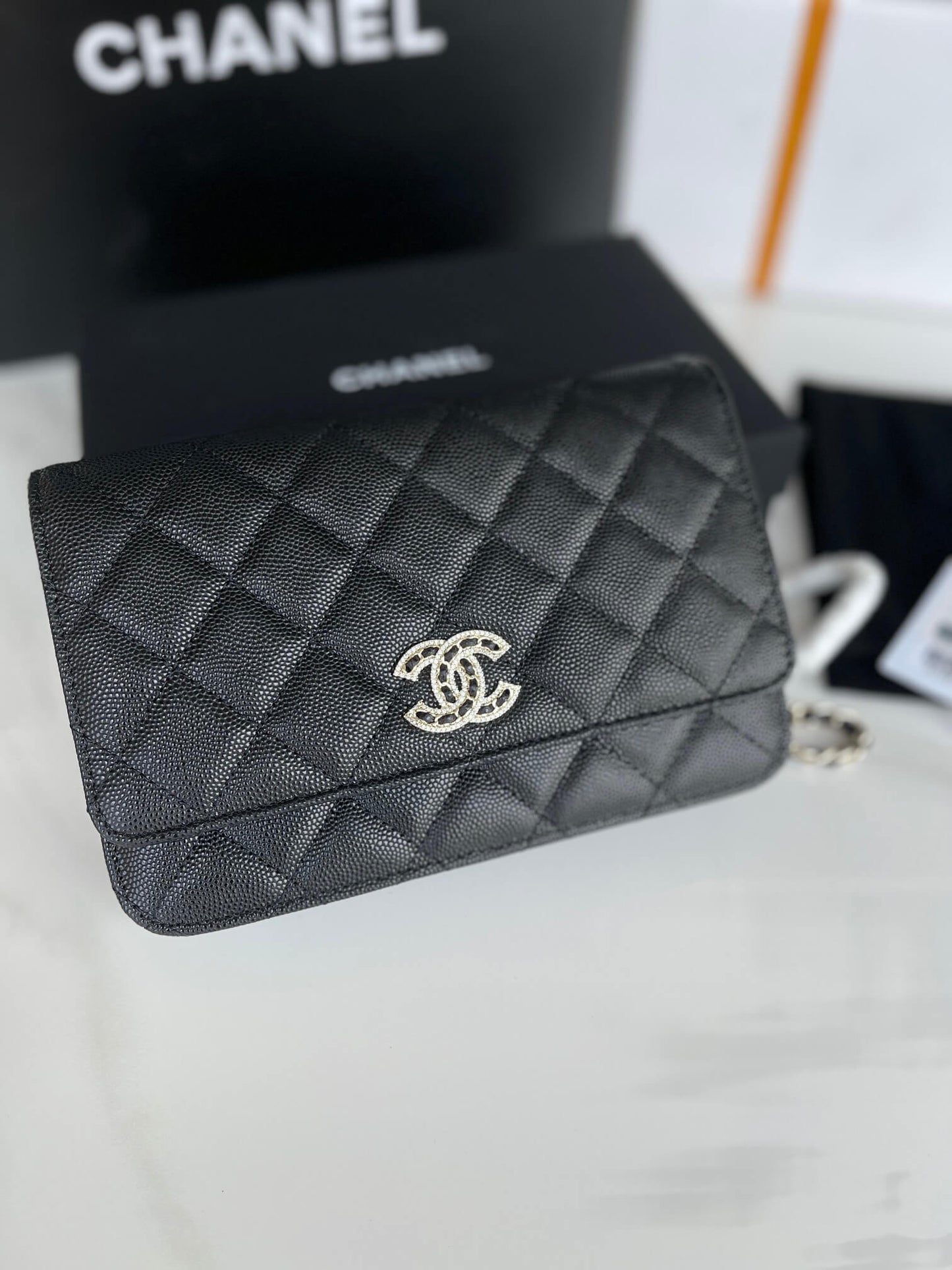 cha ap2734 woc blingbling shoulder bag cross body bags leather black white 19cm