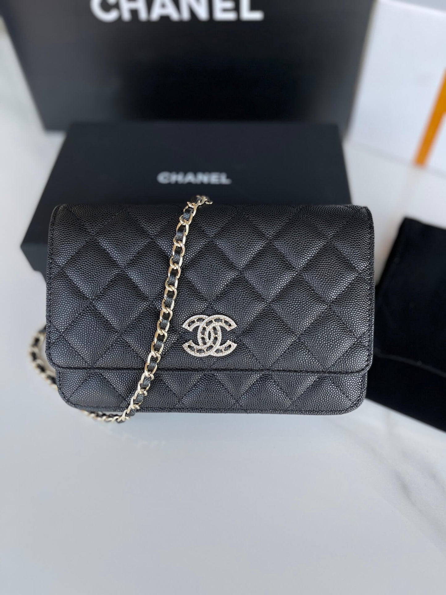 cha ap2734 woc blingbling shoulder bag cross body bags leather black white 19cm