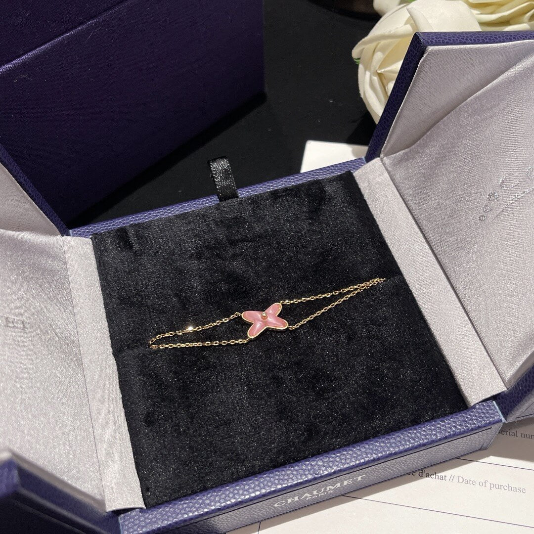 bracelet pink with gold chain