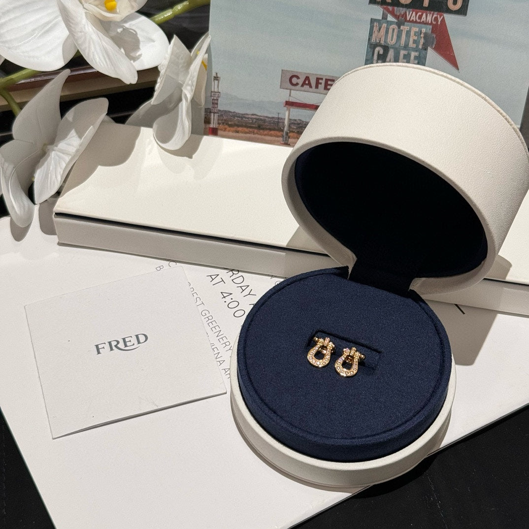 new daily versatile horseshoe buckle full diamond medium earrings ehse002c37