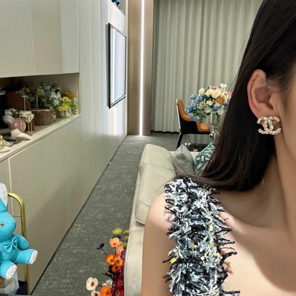 2024 new button rope inlaid pink diamond versatile pearl earrings ehhce290c40