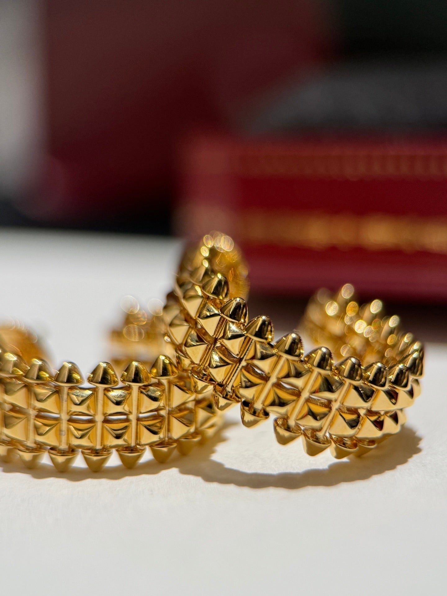 elegant and sophisticated sharp cone light gold earrings ehre040c41