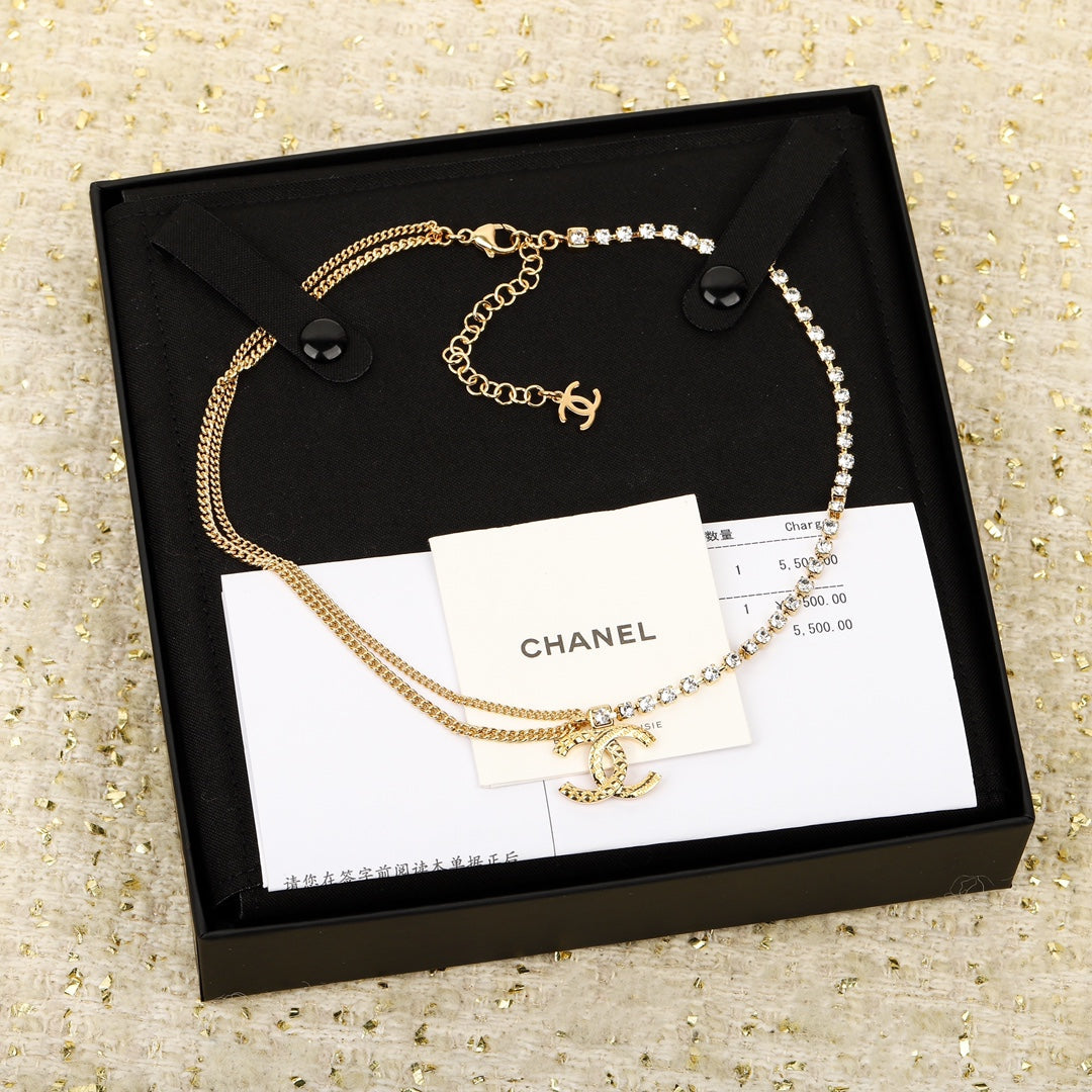 Chanel24's latest vintage necklace with a high-end double chain collarbone chain XLA43