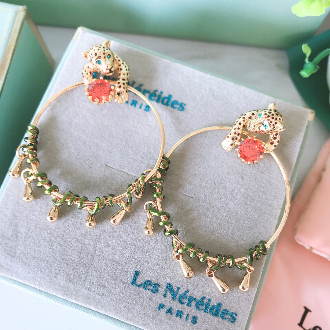 new versatile fashion leopard fragmented earrings eha61