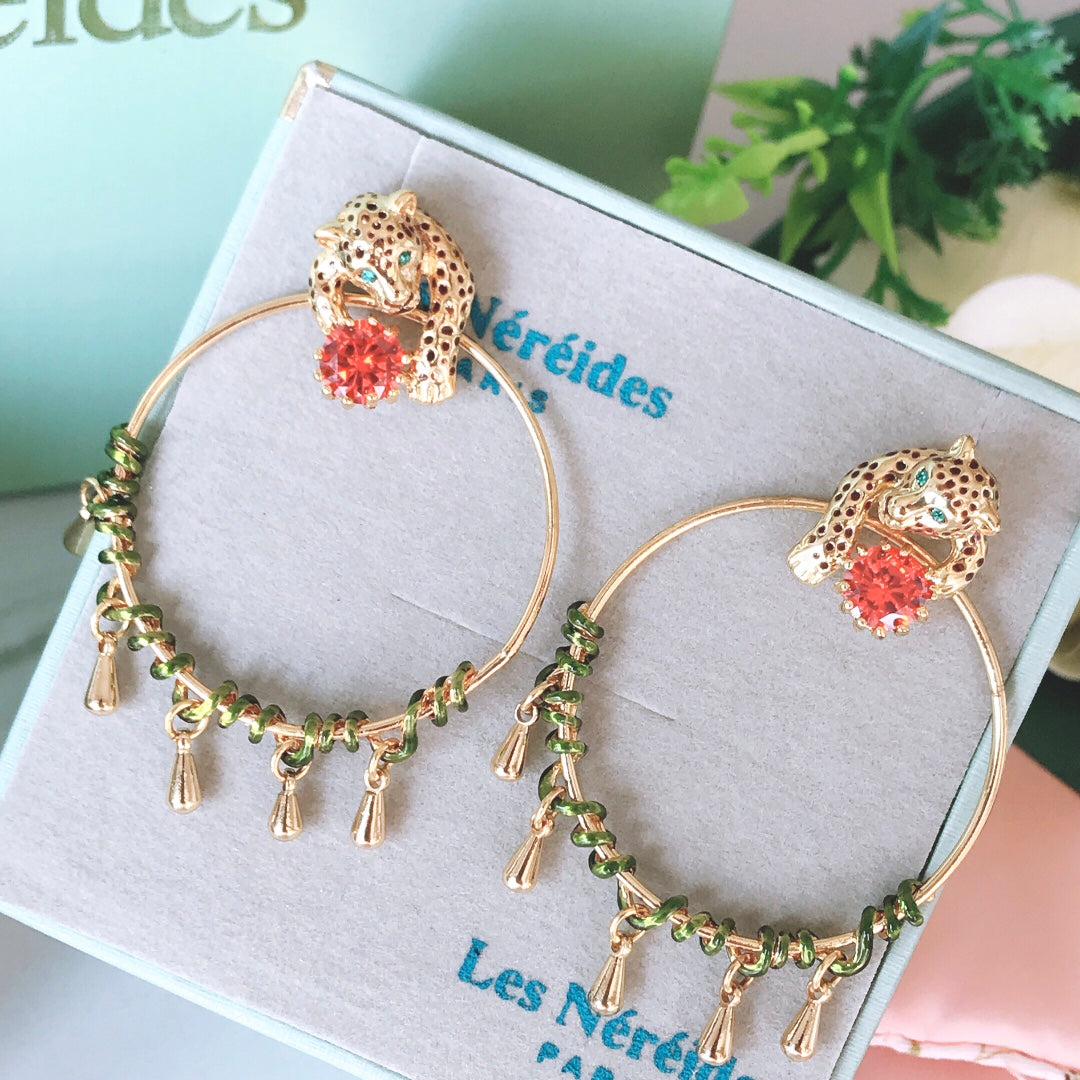 new versatile fashion leopard fragmented earrings eha61