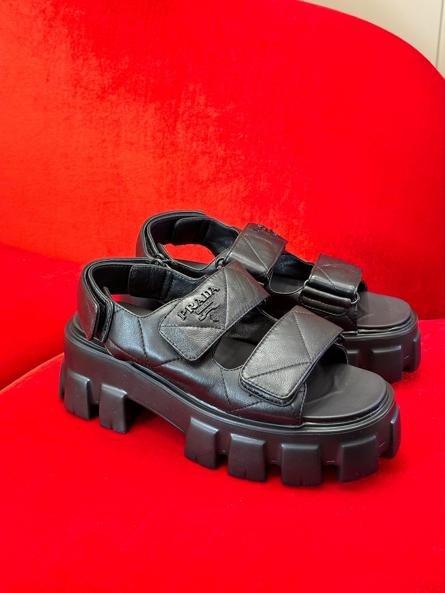 2024 spring summer triangle cake shoes velcro sandals thickened bottom xzy1