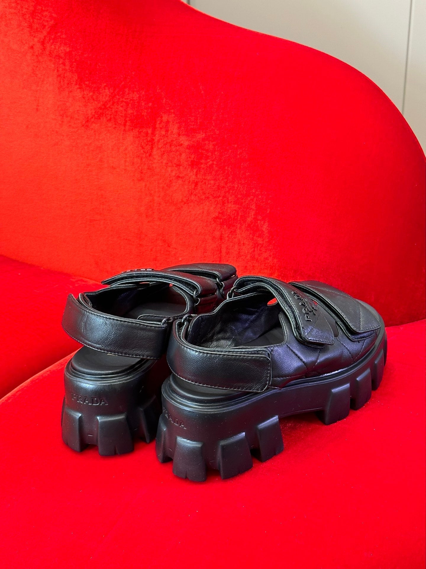 2024 spring summer triangle cake shoes velcro sandals thickened bottom xzy1