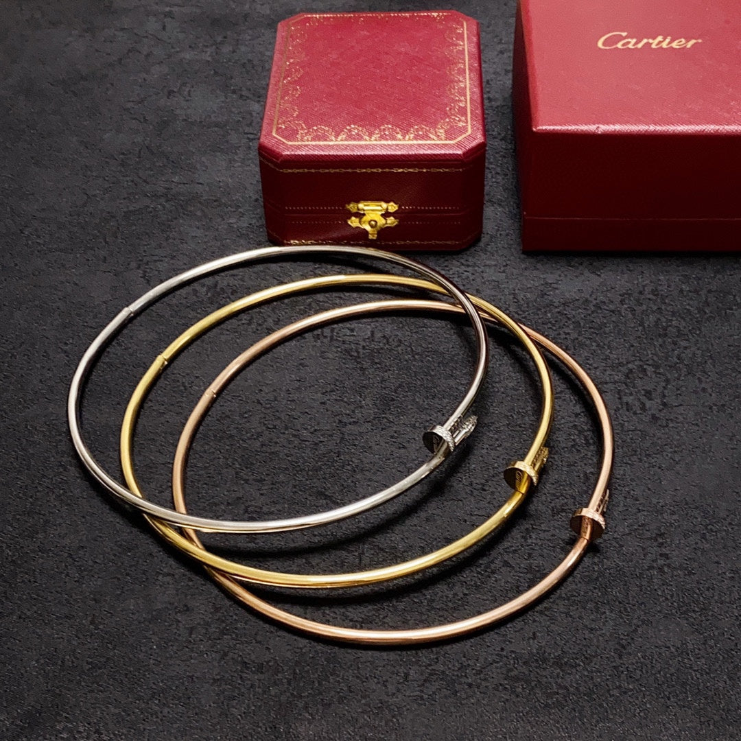 Cartier New Personalized Fashion Rose Gold Nail Set Diamond Collar Necklace XLA101