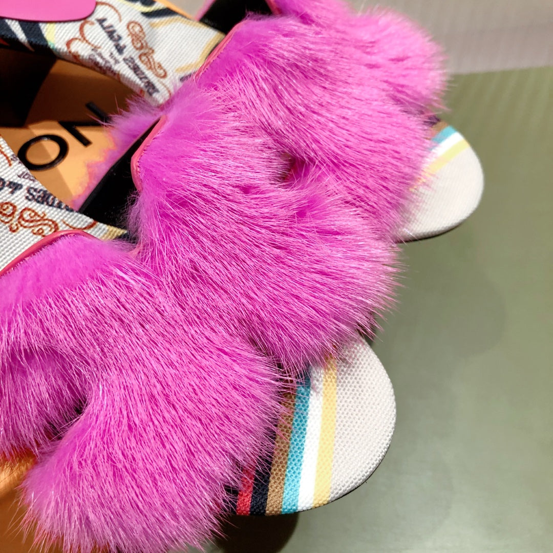 New Summer and Korean Versatile Plush andNew Mink Hair H Cool Slippers for Women's Outwear Summer and Korean Versatile Plush Thick Heel Slippers XZH39