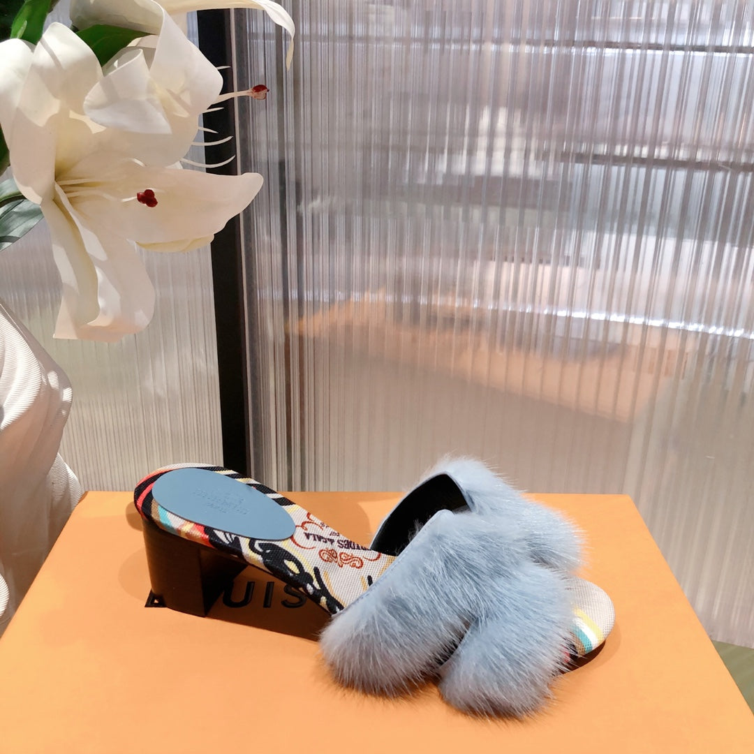 New Summer and Korean Versatile Plush and Thick Heels, One word Drag Mink Hair H Cool Slippers for Women's Outwear XZH38