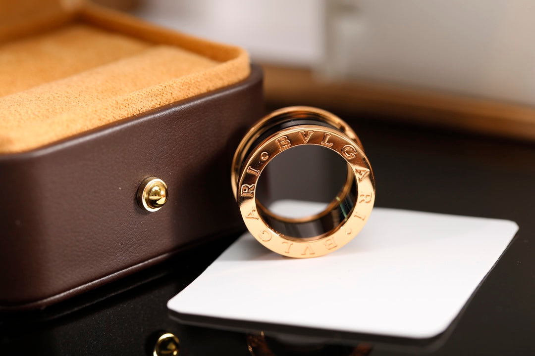 baojia high end light luxury black ceramic ring fashionable and personalized jza20