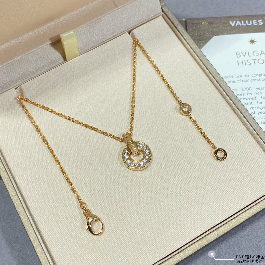 Bulgari Rose Gold Hollow Full Diamond Copper Coin White Fritillaria Set Diamond Necklace XLA67