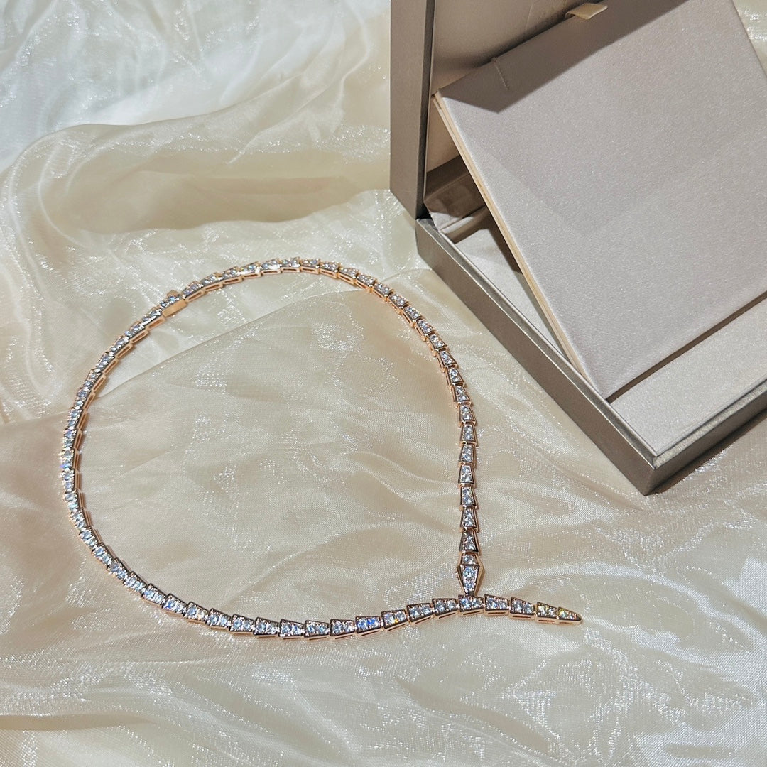 New Rose Gold Full Diamond Snake Necklace Exquisite and Fashionable Versatile Collar Chain XLA55