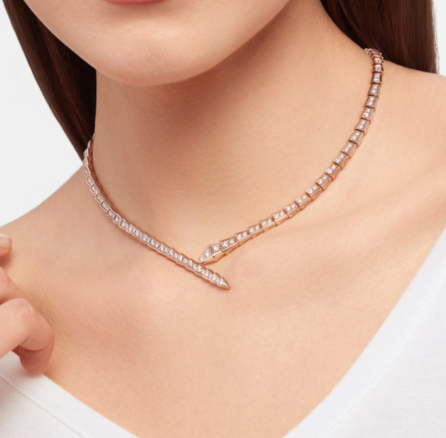 New Rose Gold Full Diamond Snake Necklace Exquisite and Fashionable Versatile Collar Chain XLA55