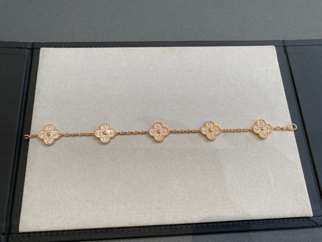 Full Diamond 5-Flower Clover Rose Gold Bracelet SLA35