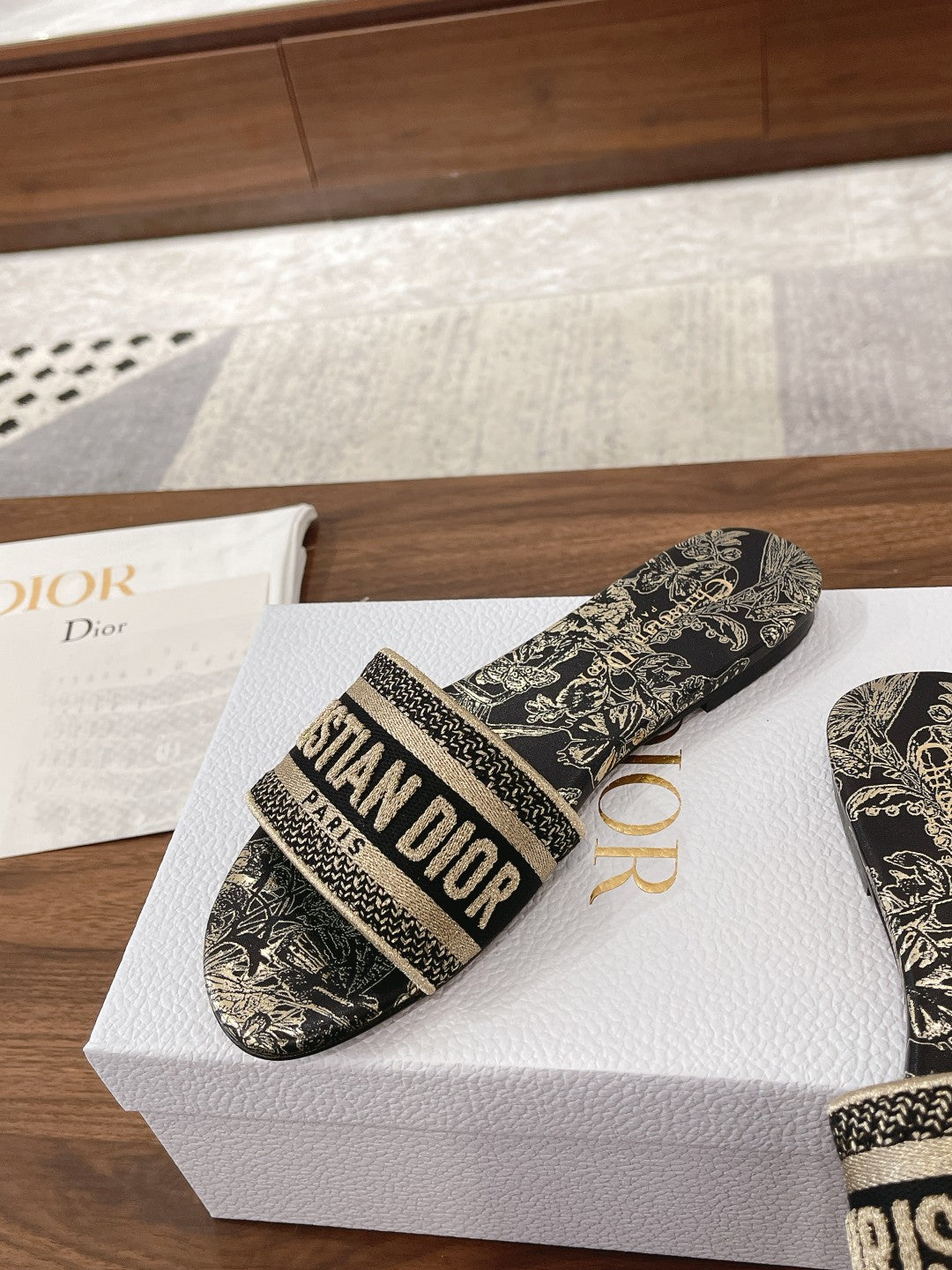 dior spring summer new one line three dimensional embroidered flat sandals black gold slippers xzh89