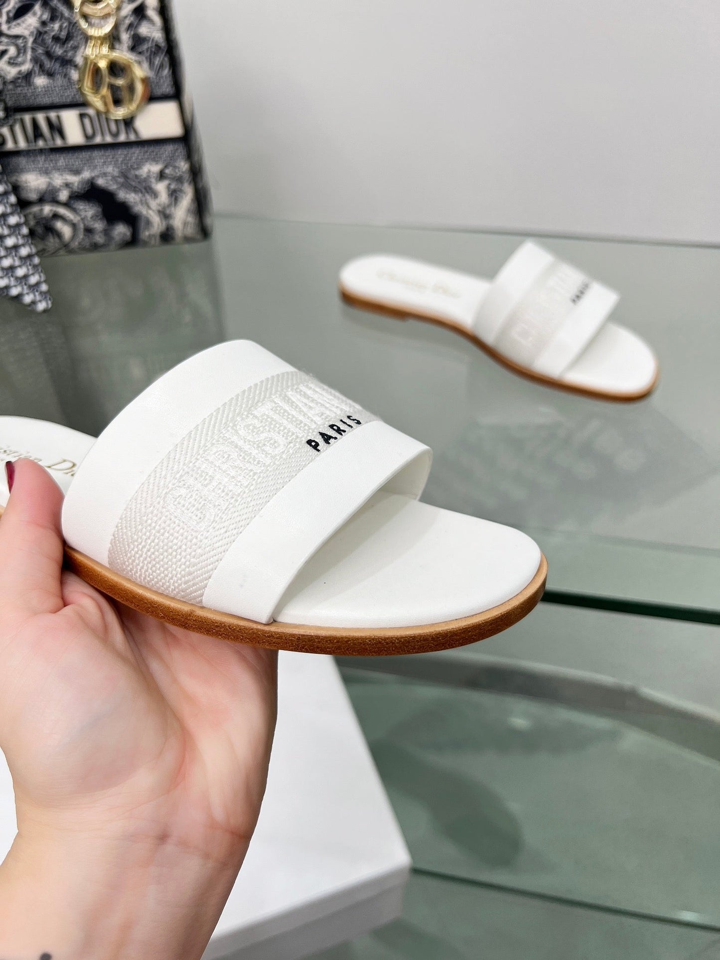 CD letter embroidered flat bottomed color blocking outer white sandals XZH160