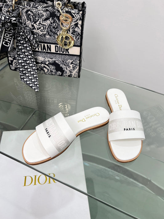 CD letter embroidered flat bottomed color blocking outer white sandals XZH160