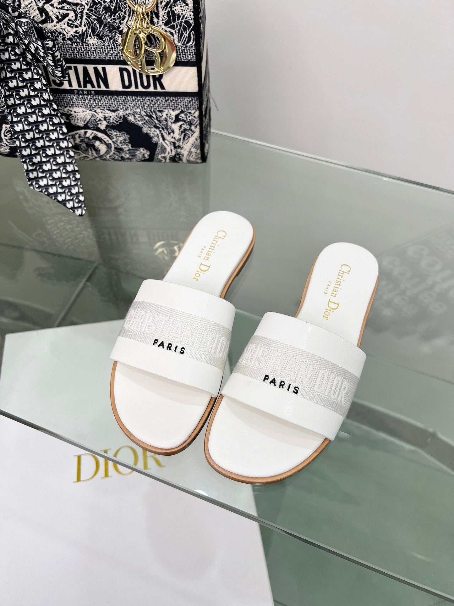 CD letter embroidered flat bottomed color blocking outer white sandals XZH160